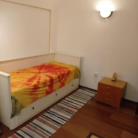 Holiday home Csendes Pihenes Az Erdo Mellett - Madarfuttyos Vendeghaz Pilisszentlaszlo