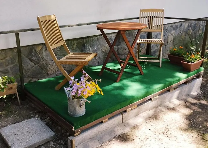Casa vacanze Csendes Pihenes Az Erdo Mellett - Madarfuettyoes Vendeghaz *